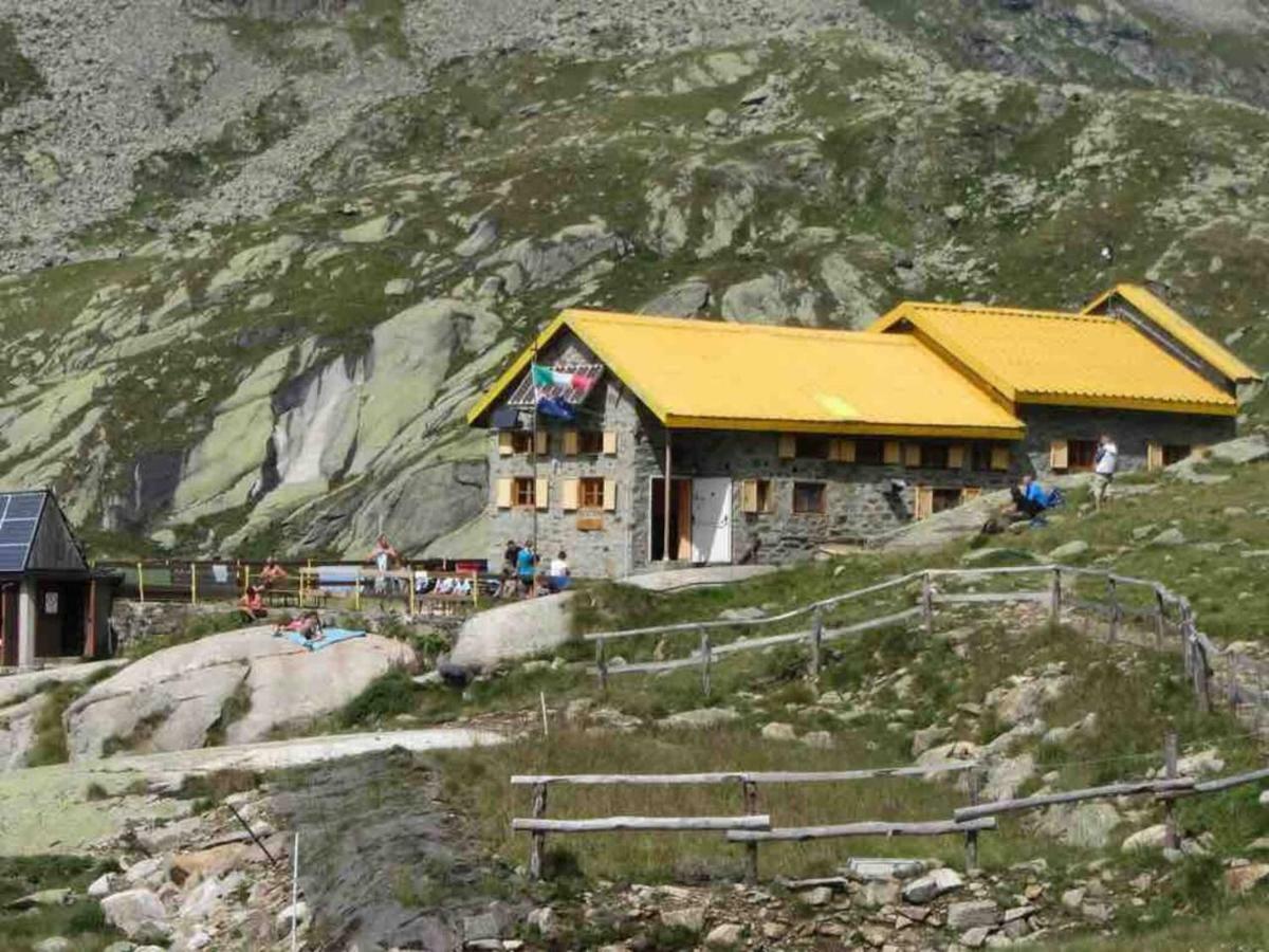 Il Bilocale Della Nonna Villa Locana Eksteriør bilde