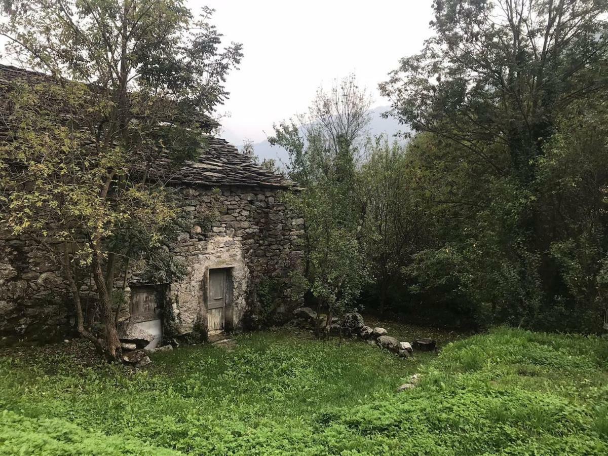 Il Bilocale Della Nonna Villa Locana Eksteriør bilde